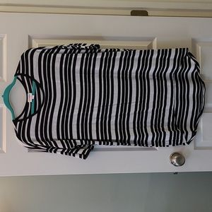 Lularoe Irma top